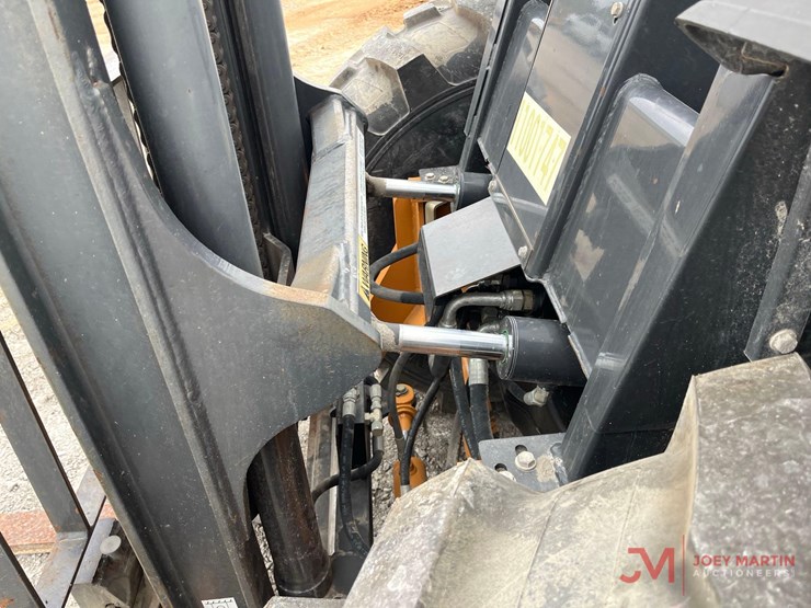 2019-case-586h-image-8