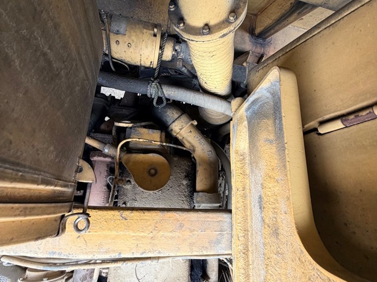 1972-caterpillar-769b-image-34