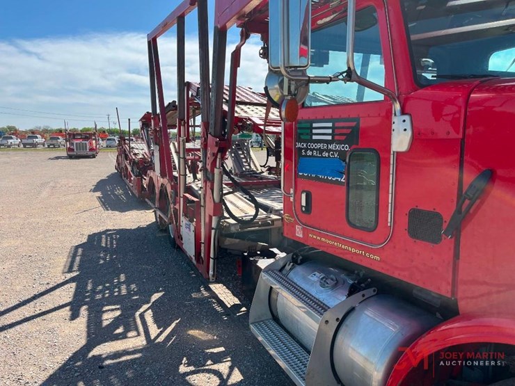 2016-peterbilt-365-image-4