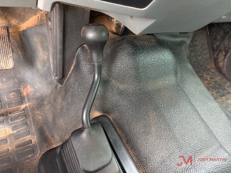 2012-ford-f250-xl-image-34