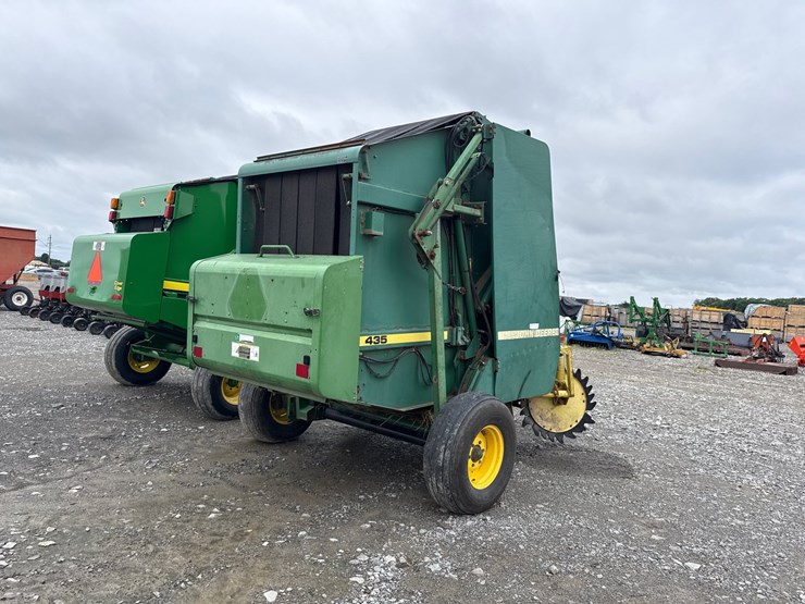john-deere-435-image-3