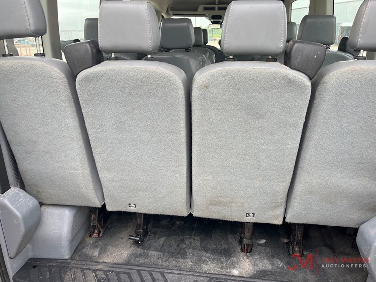 2019-ford-transit-image-5