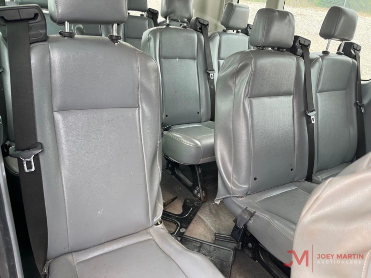 2019-ford-transit-image-8