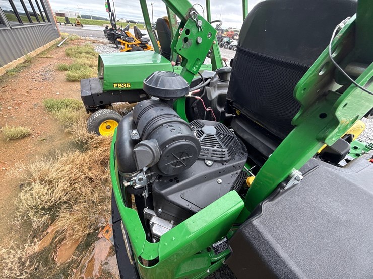 john-deere-z960m-image-8