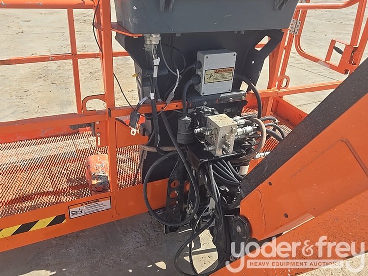2021-jlg-660sj-image-25