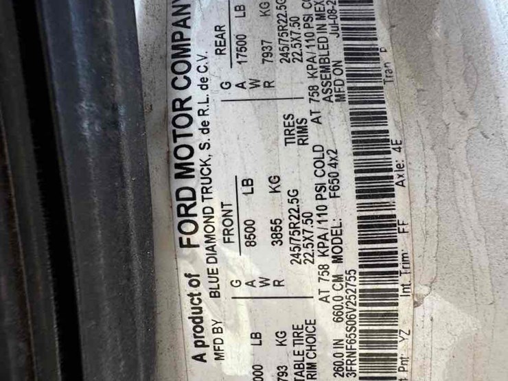 2005-ford-f650-image-9