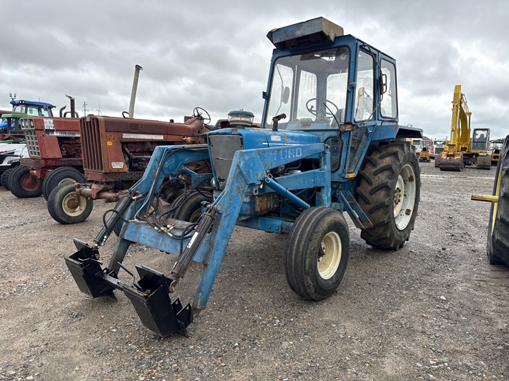 ford-7600-image-1