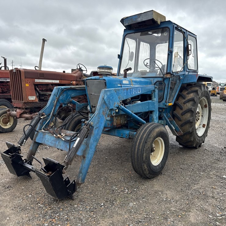 FORD 7600