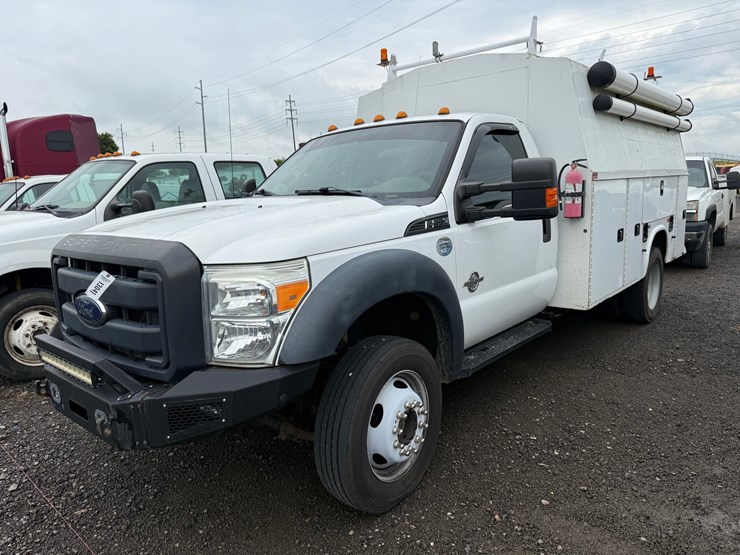 2015-ford-f550-image-1