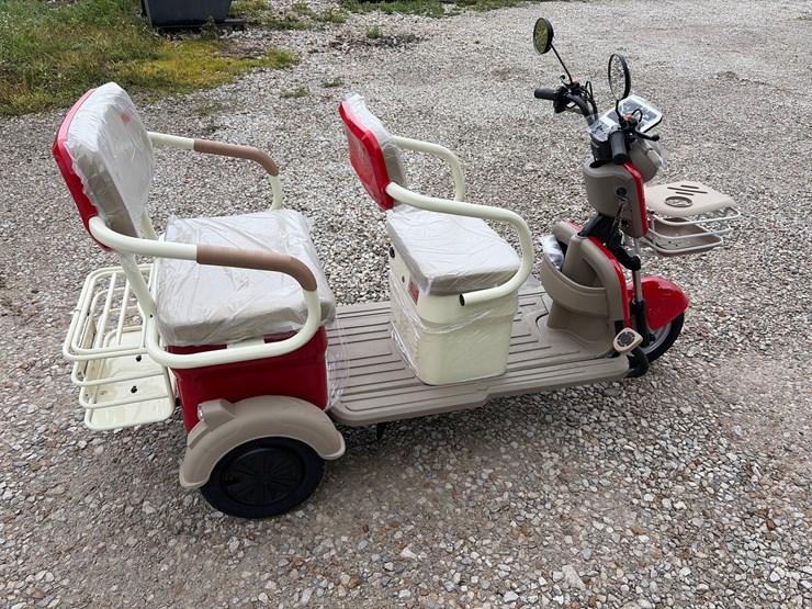 #47-•-mgc40-electric-tricycle-image-3