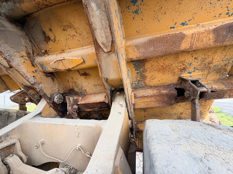 1972-caterpillar-769-image-68