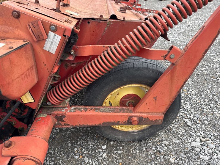 new-holland-477-image-21