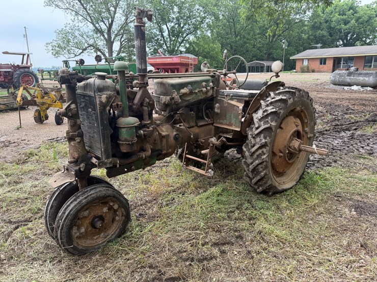 john-deere-mt-image-1