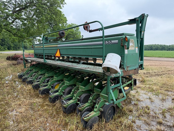 john-deere-530-image-3