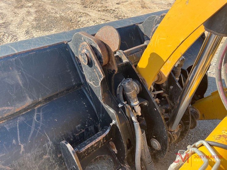 2021-caterpillar-420-xe-image-22
