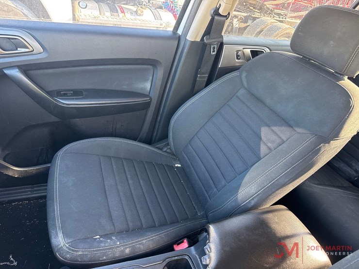 2021-ford-ranger-xlt-image-19