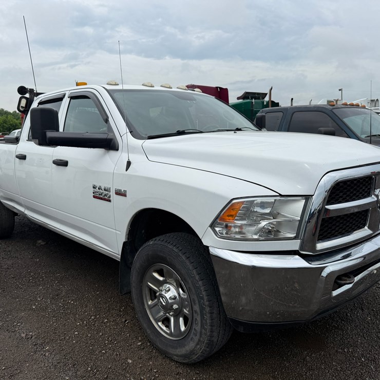 2015 DODGE 2500