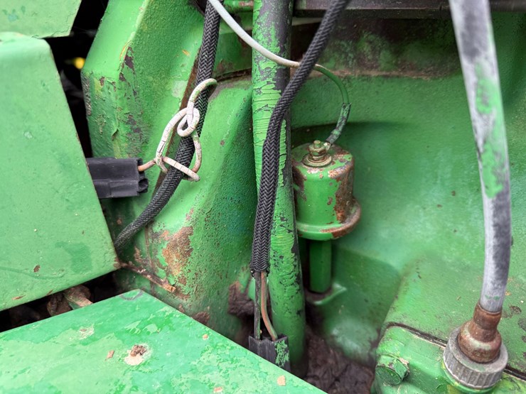 john-deere-4630-image-56