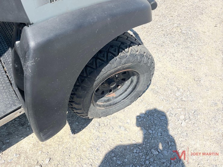 2020-club-car-carryall-1700-image-8