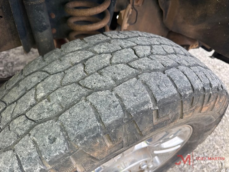 2012-ford-f250-xl-image-19