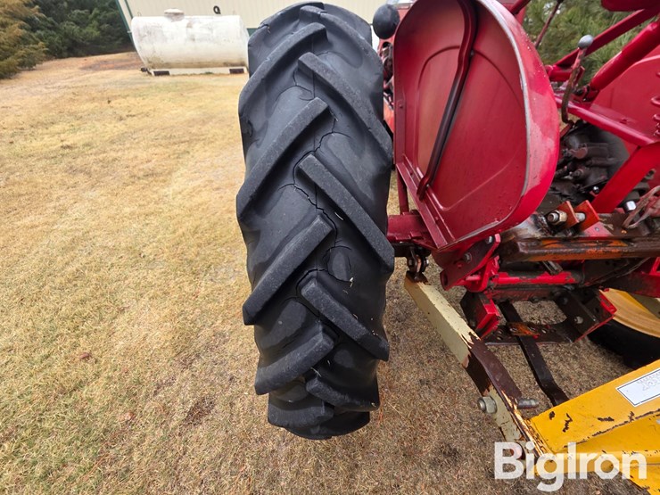 massey-ferguson-22-image-19