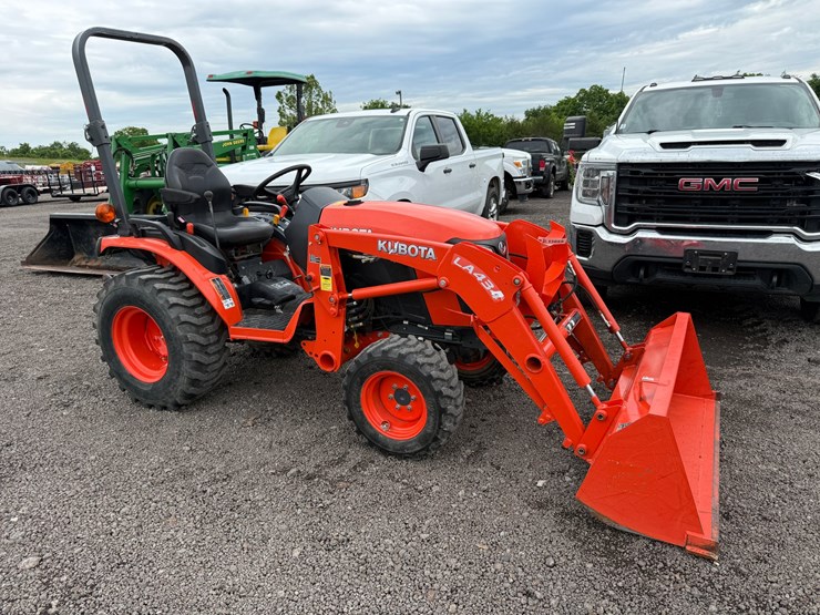 kubota-b2301-image-1