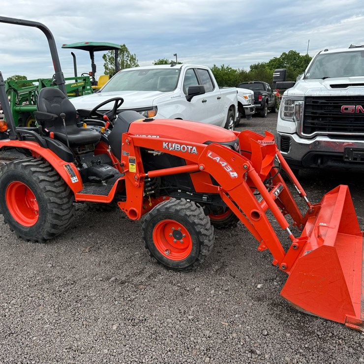 KUBOTA B2301