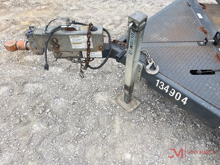2014-jlg-7610-t/a-drop-deck-trailer-image-9