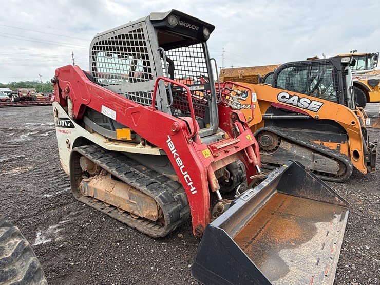takeuchi-tl10v2-image-1