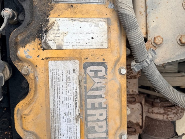 2001-caterpillar-3126-image-25