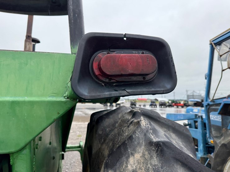 john-deere-4430-image-22