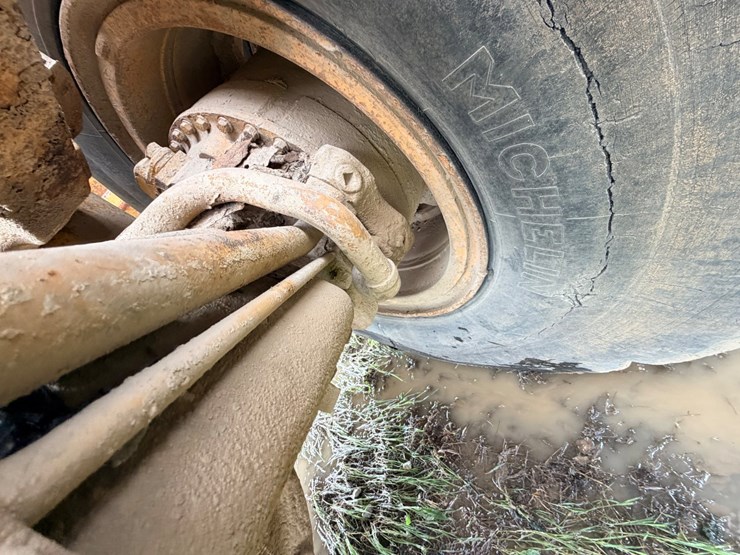 1972-caterpillar-769-image-51