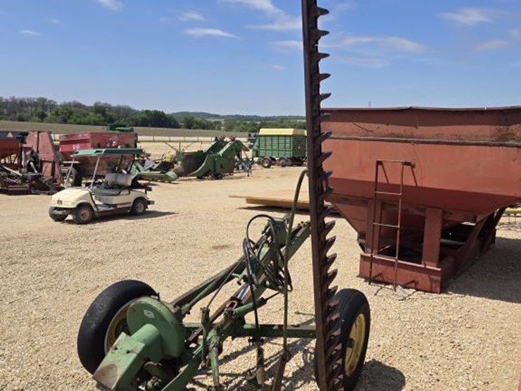 john-deere-8-image-4