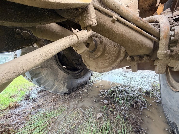 1972-caterpillar-769-image-75