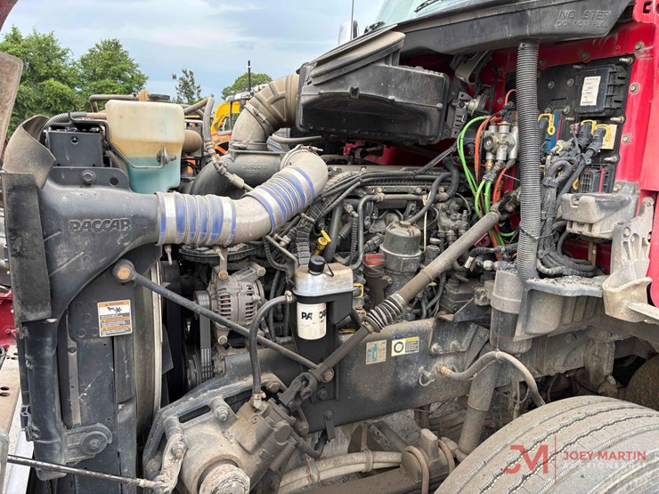 2017-kenworth-t880-image-8