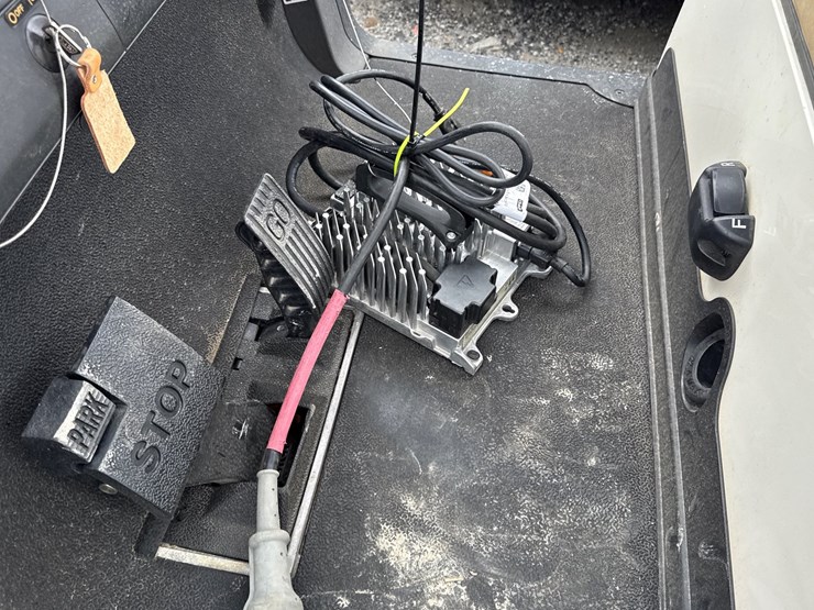 #5367-•-club-car-golf-cart-je2023-081274-image-12