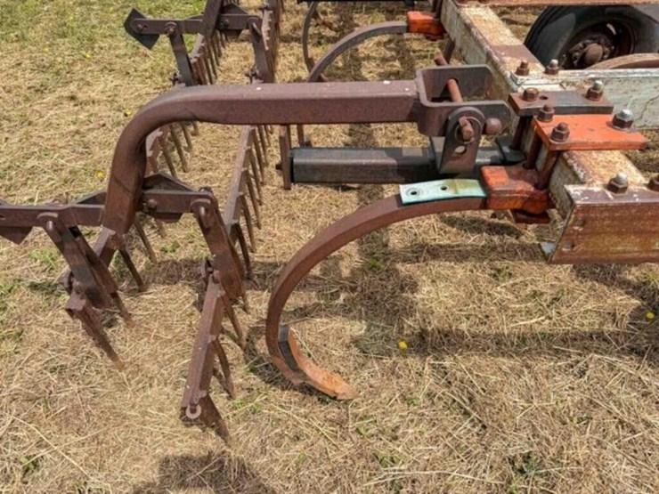 22’-graham-hoeme-chisel-image-18