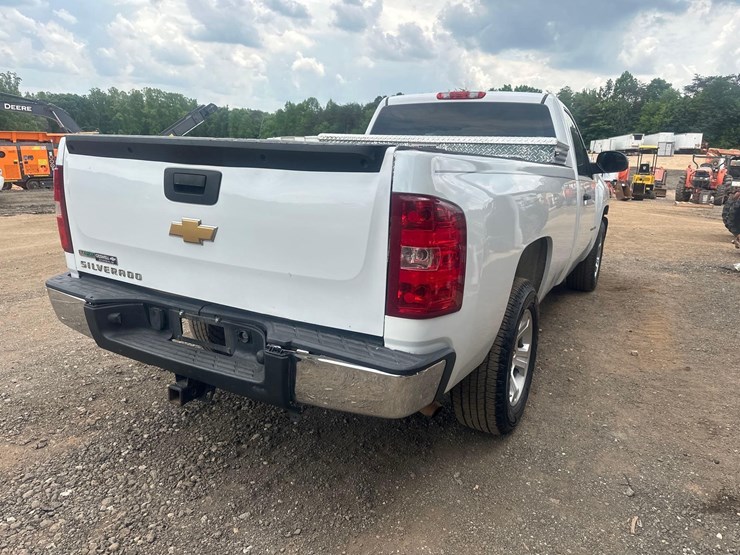 2012-chevrolet-silverado-1500-image-5
