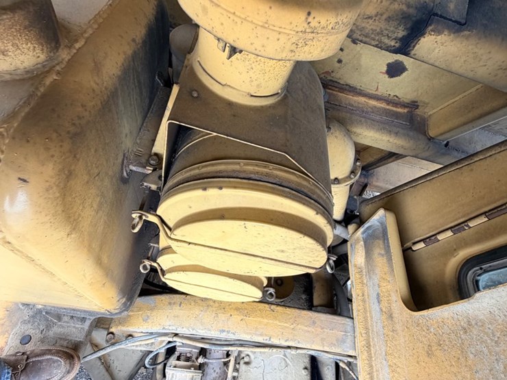 1972-caterpillar-769b-image-39