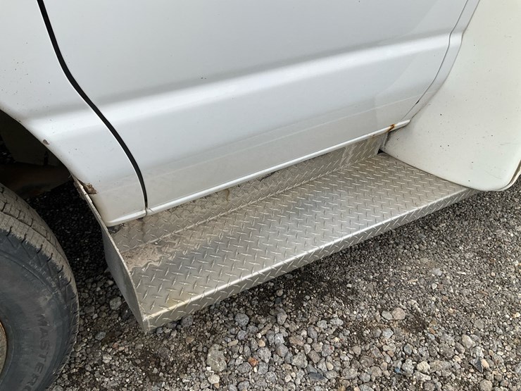 2015-ford-e450-image-14