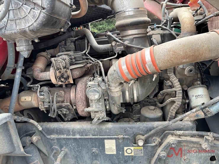 2017-kenworth-t880-image-5