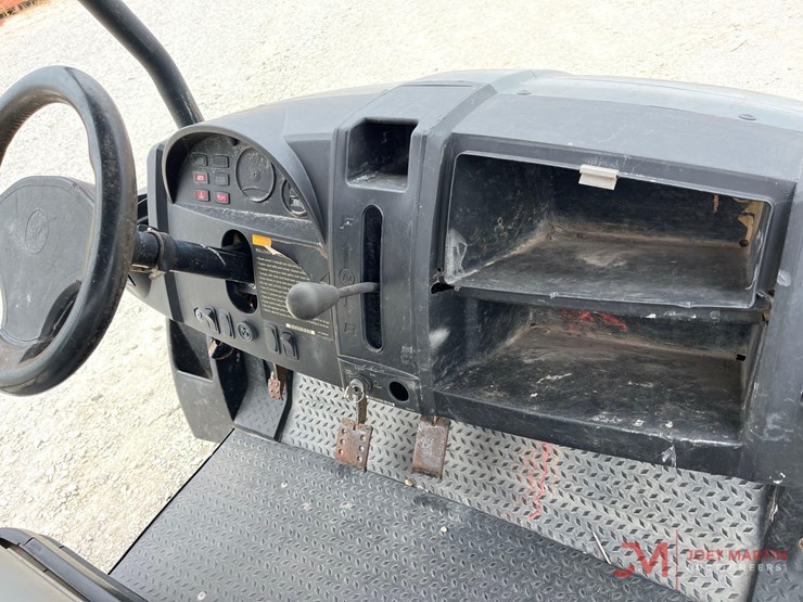 2019-club-car-carryall-1700-image-9