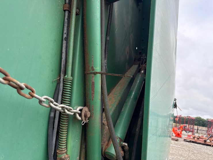 john-deere-435-image-12
