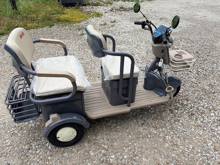 #45-•-irgc40-electric-tricycle-image-3