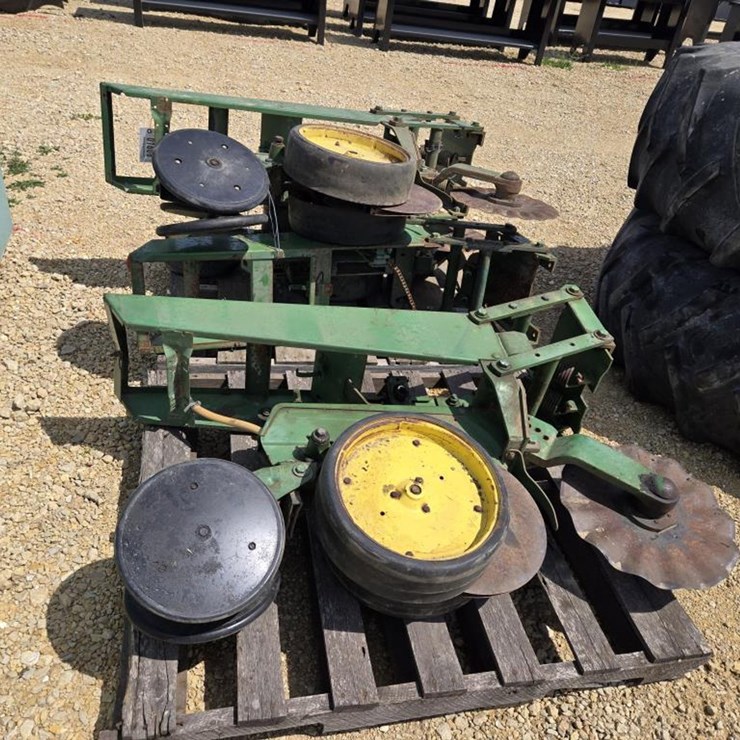 JOHN DEERE 7000