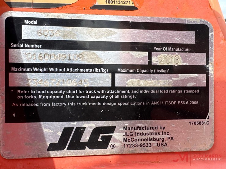 2013-jlg-6036-image-9