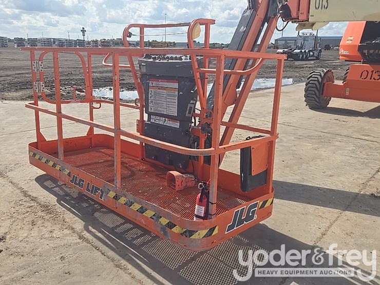 2021-jlg-660sj-image-18