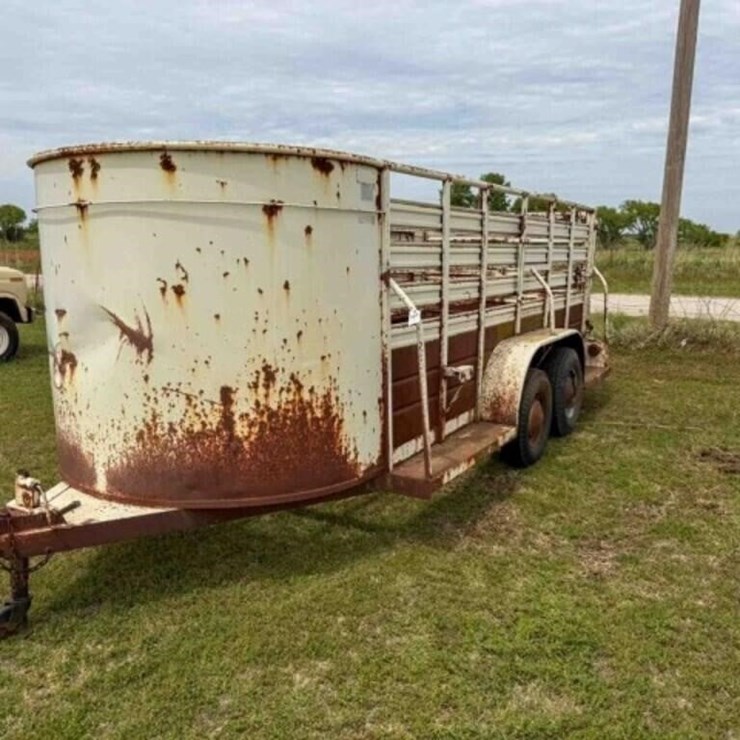 16’ Livestock Trailer