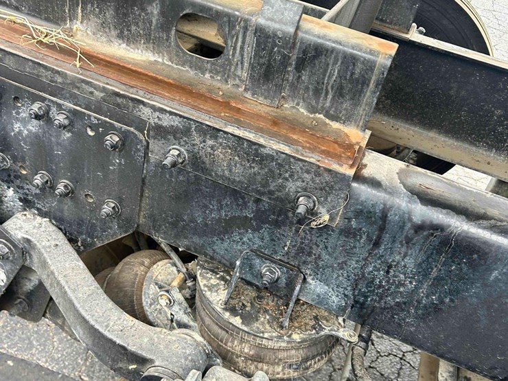 2024-kenworth-t880-image-88
