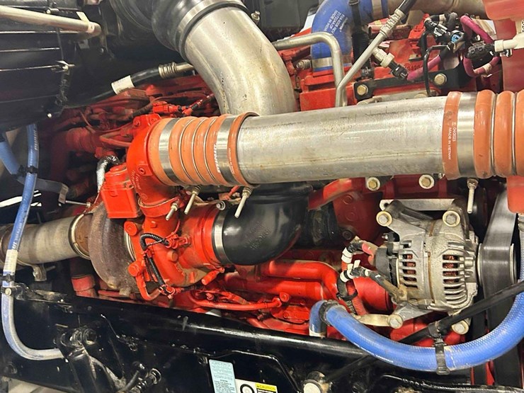 2024-kenworth-t880-image-83